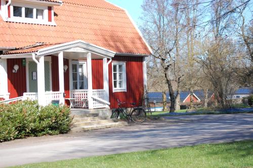 Allégården Kastlösa Hotell - image 11