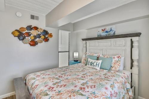 By the Sea Resort 210-The Blue Octopus in Galveston, USA