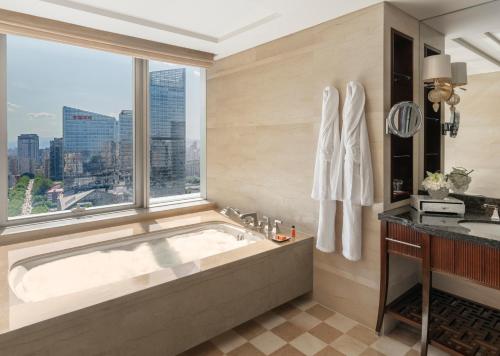 Four Seasons Hotel Beijing