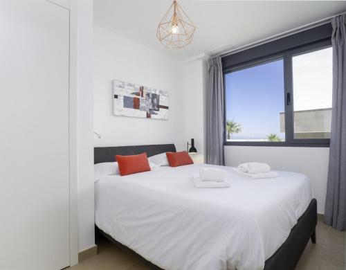 2254-Luxury villa with private pool and seaview - image 2