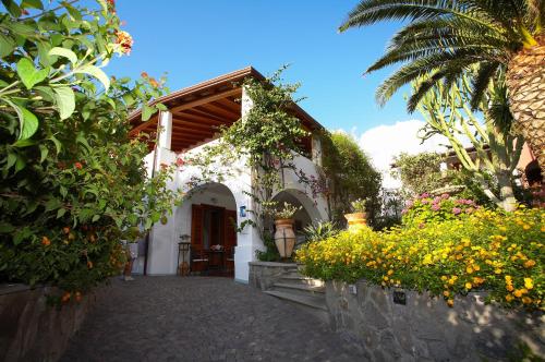 Residence Hotel Villa Fiorentino - Accommodation - Lipari