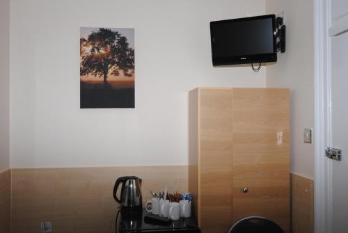 Tony's House Hotel - image 13