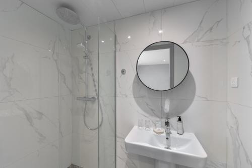 Hotel Saint Christophe - image 2