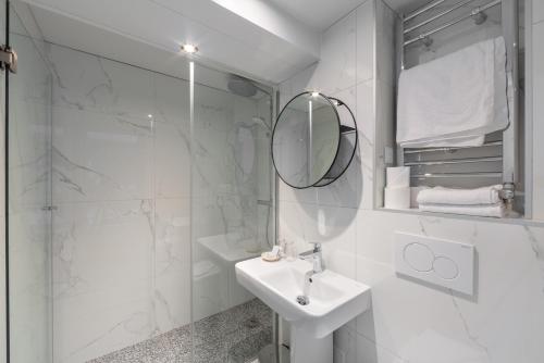 Hotel Saint Christophe - image 8