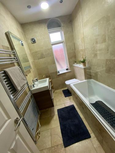 Badeværelse, 2 Bed Apartment Edgbaston in Edgbaston