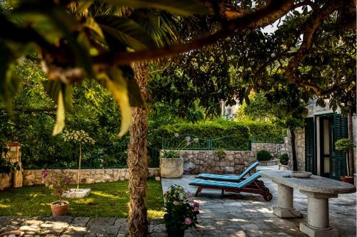  Holiday Home La Dorada in Trsteno