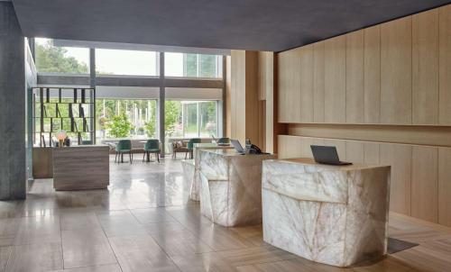 Hyatt Regency Zurich Airport Circle - image 10