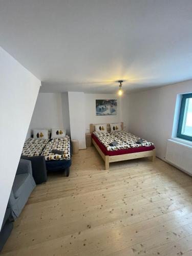 1 double bed, 1 sofa bed