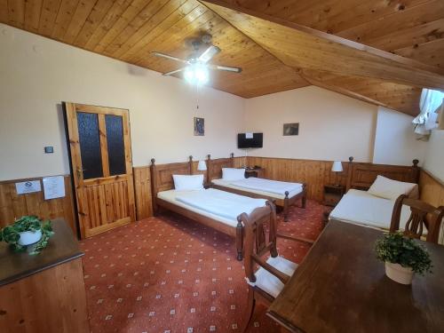 garni Hotel ASAS*** - image 10