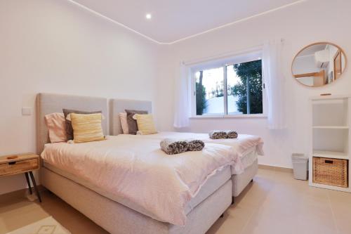 Casa Rujo - Waterside Village House - image 4