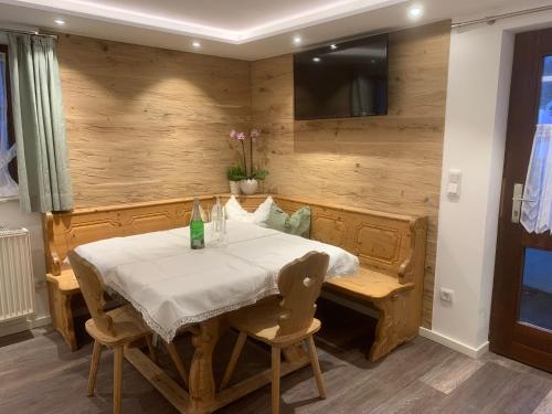 設施, Ferienwohnung Irene Dorn // Andechs in 安德希斯