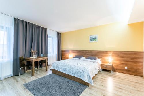 1 double bed