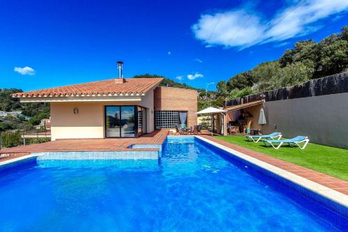  Catalunya Casas Stunning modern villa and just half hour to Barcelona! in Caldes de Montbui