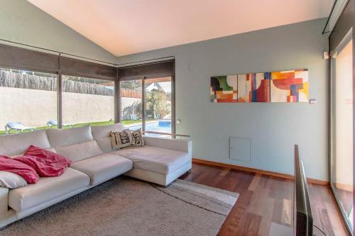 Ruang bersama/area TV, Catalunya Casas Stunning modern villa and just half hour to Barcelona! in Calella