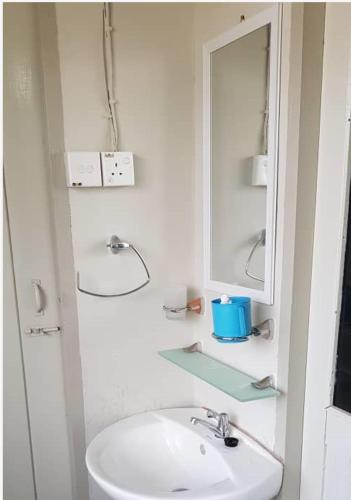J & I Roomstay 2 Person with shared bathroom, Sibu (foto 6)