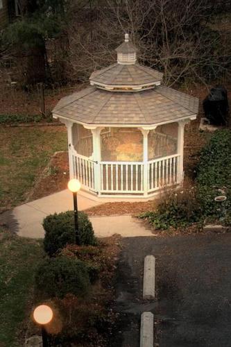 A B&B at Llewellyn Lodge – Lexington, VA