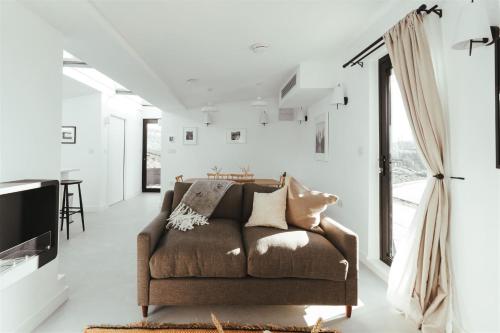 The Hopper Huts The Hopper Huts