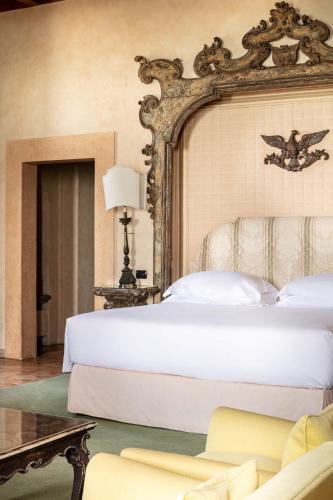 La Posta Vecchia Hotel - image 5