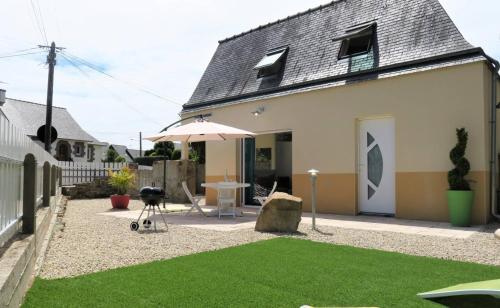 Maison rénovée avec Wifi, jardin, à 450m du centre de PERROS-GUIREC - Réf 924