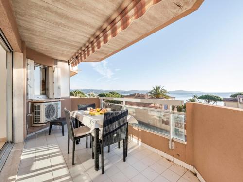 Apartment Les Jardins del Mar-2 by Interhome - Location saisonnière - Cavalaire-sur-Mer