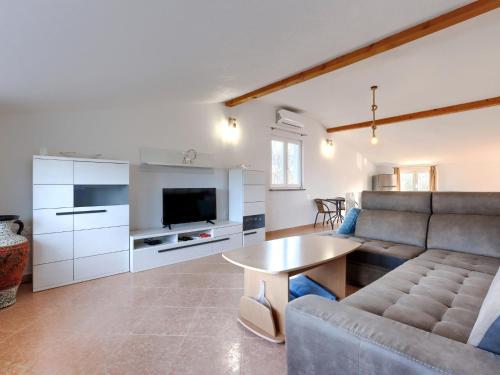 Holiday Home Finida by Interhome in Petrovija