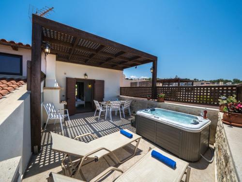  Apartment Arhontariki II by Interhome, Unterkunft in Panormos