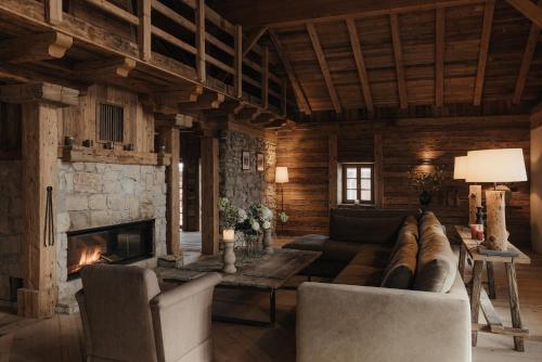  Casa Tra Cime, Unterkunft in Livinallongo del Col di Lana