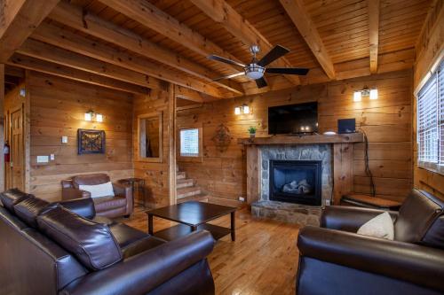 Home Sweet Hideaway Retreat Near Pigeon Forge in Pigeon Forge, USA