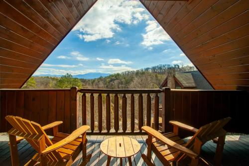 View, Home Sweet Hideaway Retreat Near Pigeon Forge in Mt Zion