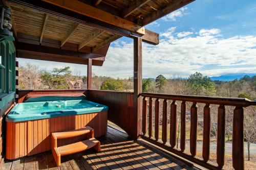 Hot tub, Home Sweet Hideaway Retreat Near Pigeon Forge in Mt Zion