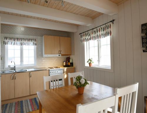 Kitchen, Genuine house on northern Gotland near Slite in Farosund
