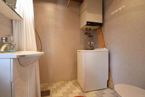 Bathroom, Genuine house on northern Gotland near Slite in Farosund