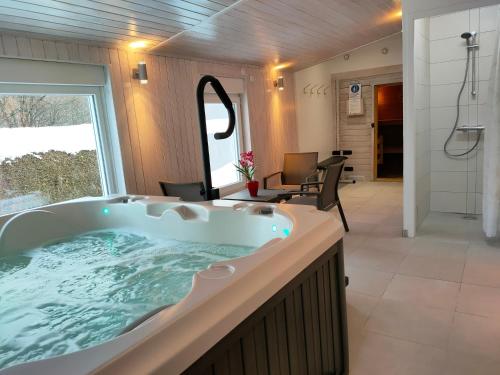 Gîte 829 Montagnes du Jura avec Spa et Sauna classé 3 étoiles