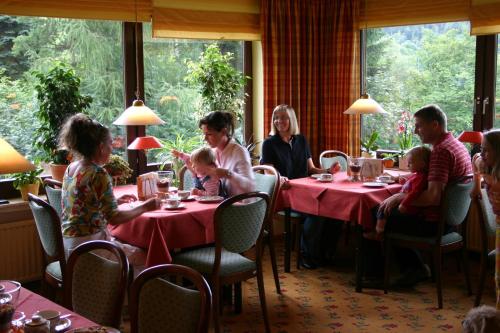 Étterem, Cafe-Pension Waldesruh in Willingen (Upland)