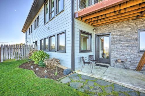 Stunning 360 Ocean Views, Near Redwoods NP! Stunning 360 Ocean Views, Near Redwoods NP!