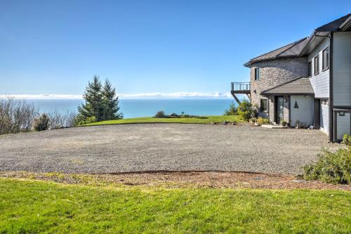 Stunning 360 Ocean Views, Near Redwoods NP! Stunning 360 Ocean Views, Near Redwoods NP!