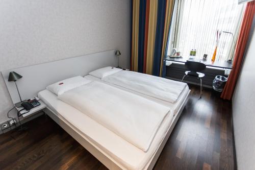 Sorell Hotel Ador - image 4