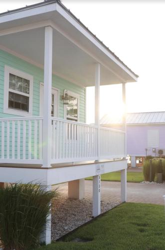 . Key West Cottages