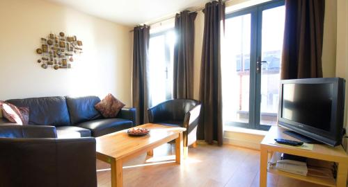 Lodge Drive Serviced Apartments