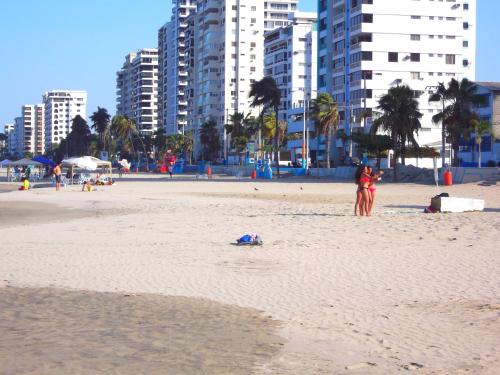 Preciosa Suite "Suiza", 1 cuadra malecon & playa