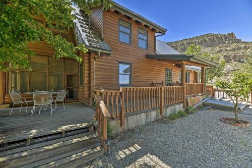 Cottonwood Cabin with Private On-Site Fly Fishing! - image 8
