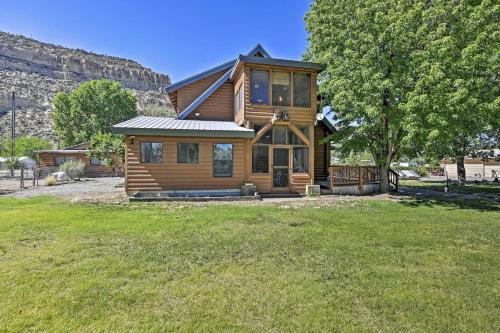‘Cottonwood Cabin’ w/ Private On-Site Fly Fishing!