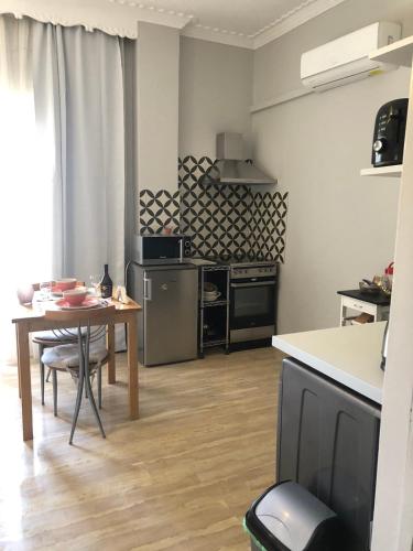 Cocina, MeadowView Spacious renovated ground floor studio in Corfu Island