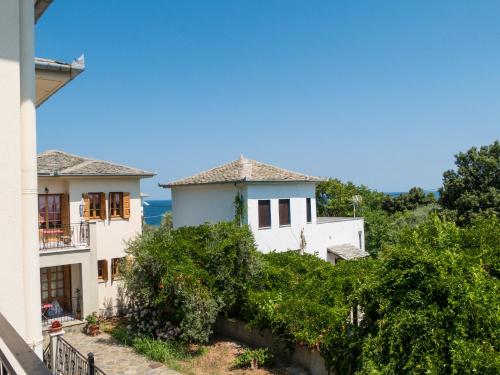 Olive House in Damouchari with a sea view - Delicious Houses