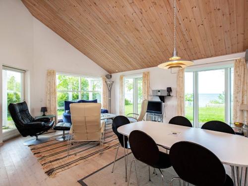 Two-Bedroom Holiday home in Præstø 1