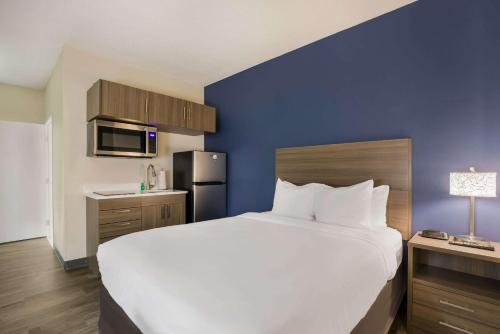 MainStay Suites Joliet I-80