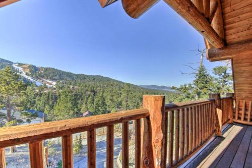 Big Bear Lake Cabin with Balcony and Mountain Views!