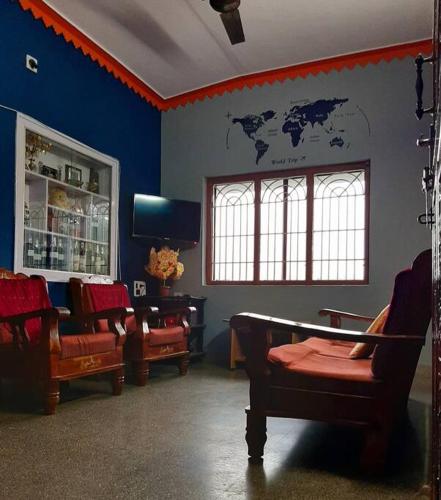 Two-Bedroom House image 1