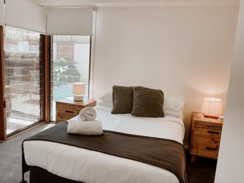 Three-Bedroom Apartment with Pool View - Butter Factory #1 image 7