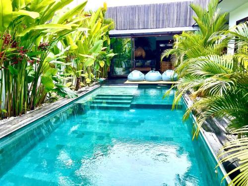 New Enclosed 3brm near Finns, Canggu & Beach